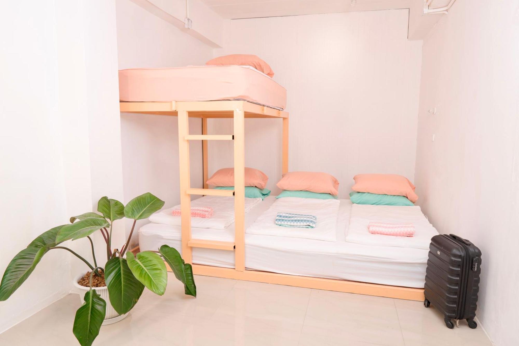 Easy Sunday Khaosan Bangkok Hotell Exteriör bild