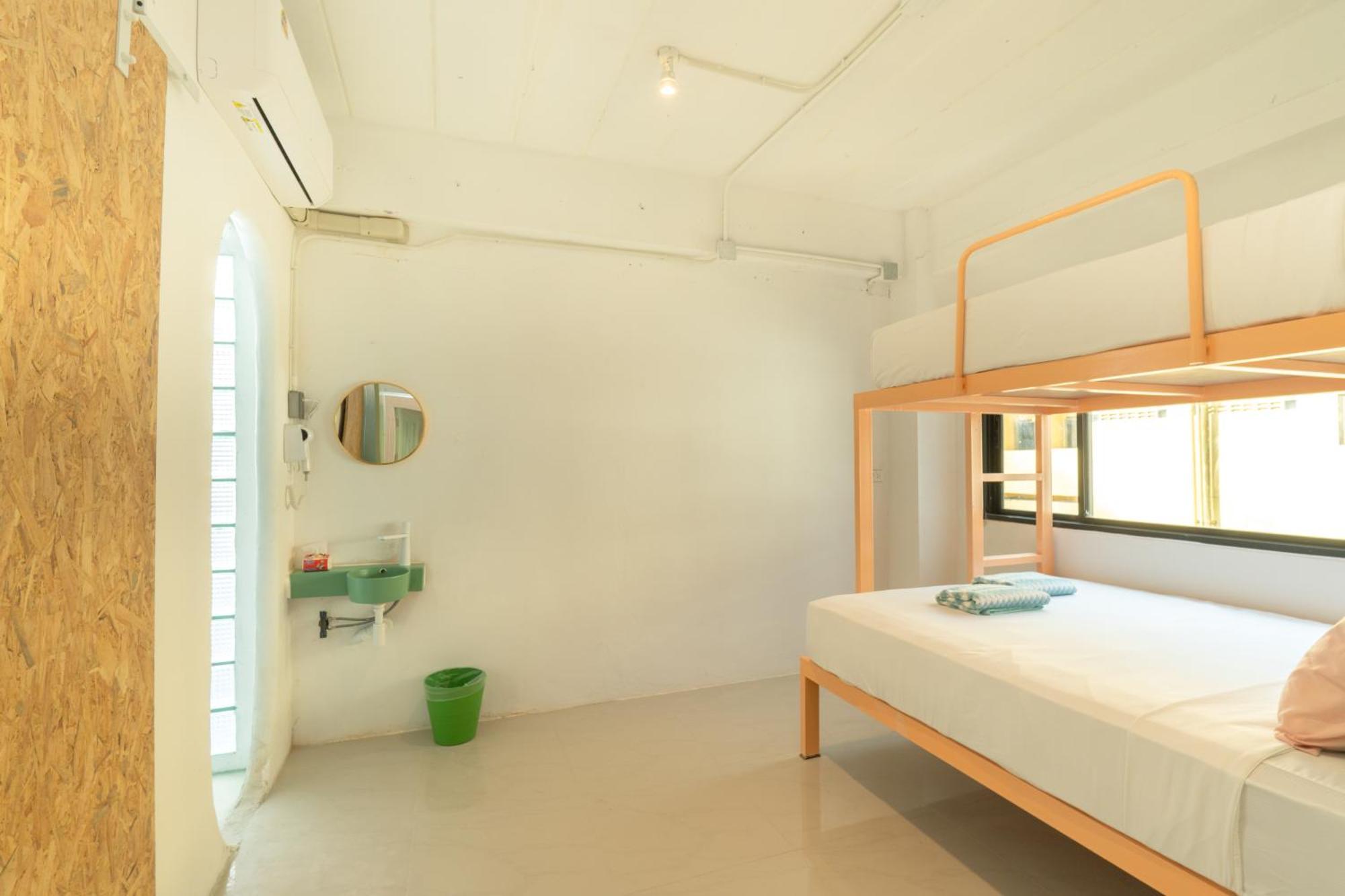 Easy Sunday Khaosan Bangkok Hotell Exteriör bild